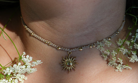 Choker Solis